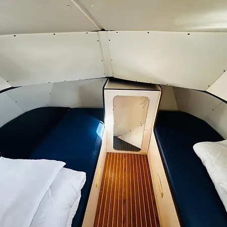Bateau Unique A Quai - 8 Pers. - Api-1-46-35 科隆比耶尔
